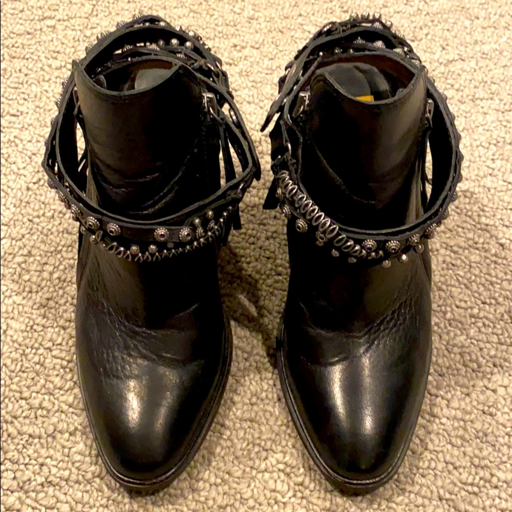 Dolce Vita Booties